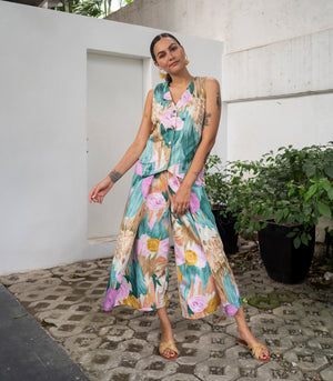 Marana Tha Fernandez Vest and Culottes Set (Painterly Florals)